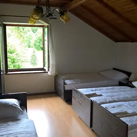 Bed & Breakfast Gostilna 2*